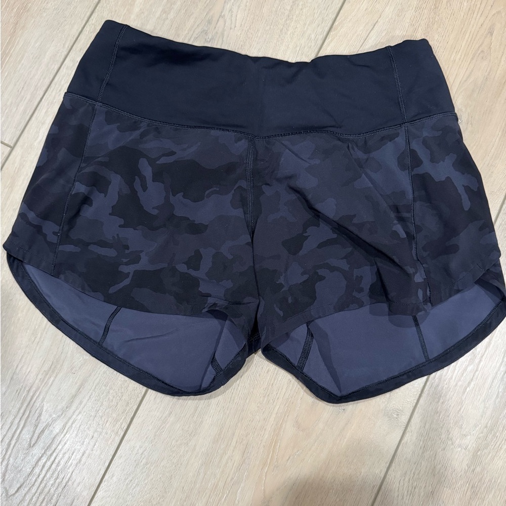 USED lululemon athletica Black Camo Women Shorts